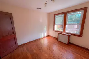 109 L St, Elmont, NY 11003 - Photo 7