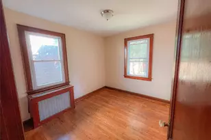 109 L St, Elmont, NY 11003 - Photo 7
