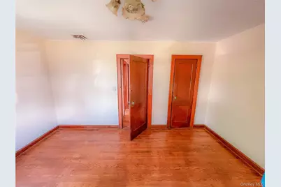 109 L Street, Elmont, NY 11003 - Photo 11