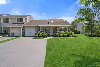 91 Hidden Ponds, Smithtown, NY 11787 - Photo 5