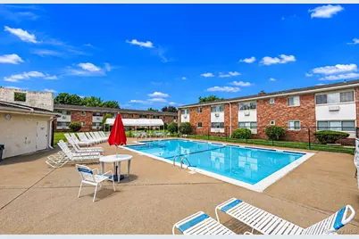 2449F Union Boulevard #9B, Islip, NY 11751 - Photo 15