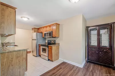 2449F Union Boulevard #9B, Islip, NY 11751 - Photo 7