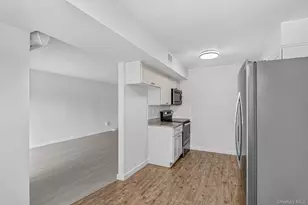 26 Cooper Rd, Poughkeepsie, NY 12603 - Photo 15