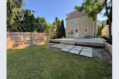 98 Magnolia Drive, Rocky Point, NY 11778 - Photo 13