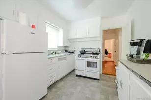 2827 Philip Ave, Bronx, NY 10465 - Photo 7