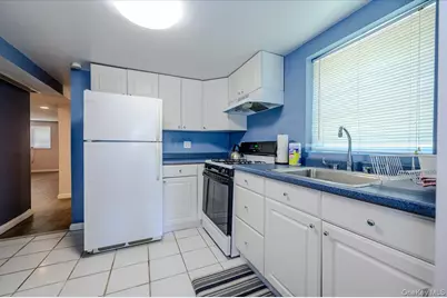 2827 Philip Avenue, Bronx, NY 10465 - Photo 15