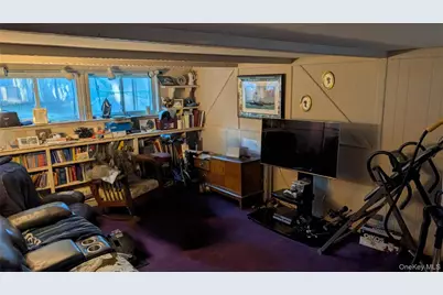 348 W 24th Street, Deer Park, NY 11729 - Photo 21