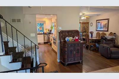 348 W 24th Street, Deer Park, NY 11729 - Photo 13