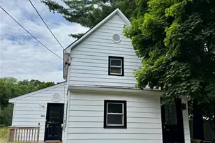 431 Violet Ave, Poughkeepsie, NY 12601 - Photo 3