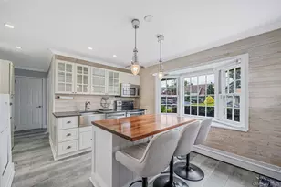 90 Twin Ln N, Wantagh, NY 11793 - Photo 3