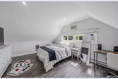90 Twin Lane N, Wantagh, NY 11793 - Photo 15