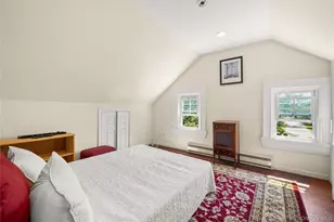 1 S Lakeview Ave, Brightwaters, NY 11718 - Photo 11
