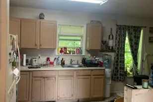 316 Leaf Ave, Central Islip, NY 11722 - Photo 5
