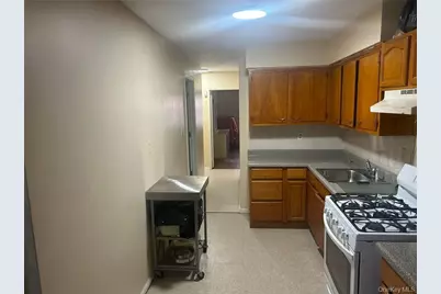 10120 Avenue J, Brooklyn, NY 11236 - Photo 7