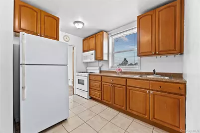 210-50 41st Avenue #5C, Bayside, NY 11361 - Photo 7
