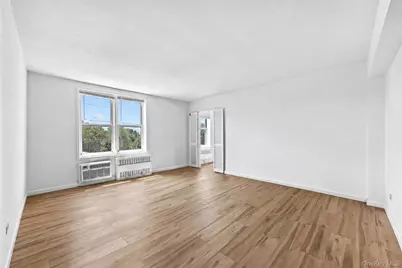 210-50 41st Avenue #5C, Bayside, NY 11361 - Photo 5
