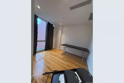 4223 Parsons Boulevard #5D, Flushing, NY 11355 - Photo 3