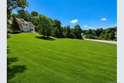 8 Brian Court, Salisbury Mills, NY 12577 - Photo 1