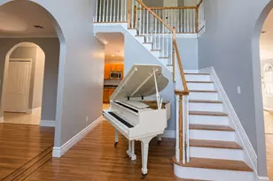 8 Brian Ct, Salisbury Mills, NY 12577 - Photo 3