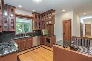 3 West Dr, Manhasset, NY 11030 - Photo 19