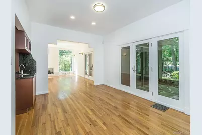 3 West Drive, Manhasset, NY 11030 - Photo 13