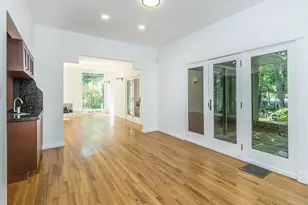 3 West Dr, Manhasset, NY 11030 - Photo 13