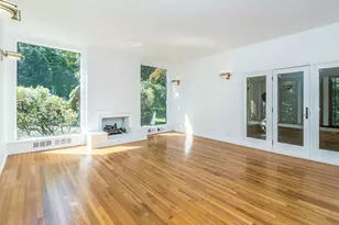 3 West Dr, Manhasset, NY 11030 - Photo 7