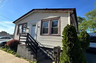64 Sprague Ave, Amityville, NY 11701 - Photo 29