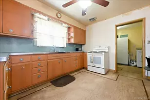 2726 Cypress Ave, East Meadow, NY 11554 - Photo 9