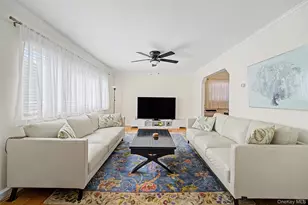 16 Elton Rd, Garden City, NY 11530 - Photo 5