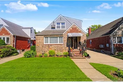 16 Elton Road, Garden City, NY 11530 - Photo 3