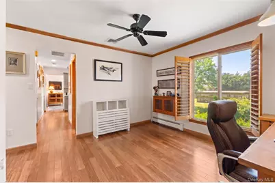 272 Grand Central Avenue, Amityville, NY 11701 - Photo 15