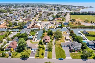 272 Grand Central Ave, Amityville, NY 11701 - Photo 3