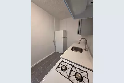 855 E 178th Street #18D, Bronx, NY 10460 - Photo 3