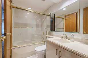 28 Campus Ln, Ronkonkoma, NY 11779 - Photo 25