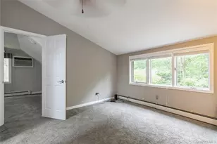 28 Campus Ln, Ronkonkoma, NY 11779 - Photo 31