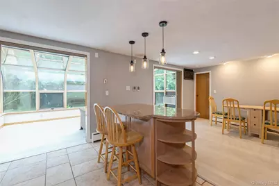 28 Campus Lane, Ronkonkoma, NY 11779 - Photo 1