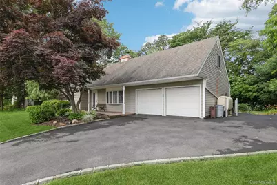 28 Campus Lane, Ronkonkoma, NY 11779 - Photo 39
