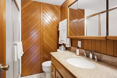 20 Barry Road, Amityville, NY 11701 - Photo 25