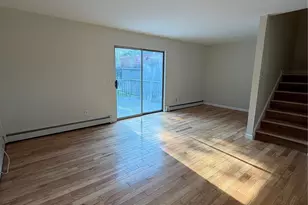 502 Harbor View Ct, Beacon, NY 12508 - Photo 5