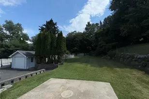 29 Ramapo Rd, Garnerville, NY 10923 - Photo 17