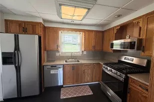 29 Ramapo Rd, Garnerville, NY 10923 - Photo 9