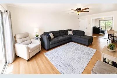 376 Richard Court, Pomona, NY 10970 - Photo 5
