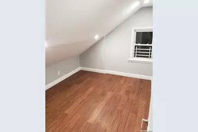 131-02 107th Avenue, Richmond Hill, NY 11419 - Photo 17