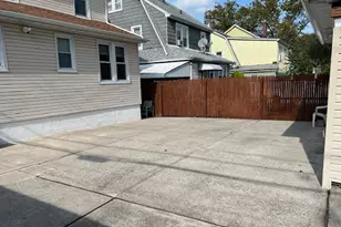 131-02 107th Ave, Richmond Hill, NY 11419 - Photo 21