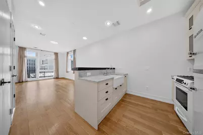 100 Engert Avenue #5C, Brooklyn, NY 11222 - Photo 9