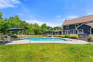 211 Strawtown Rd, West Nyack, NY 10994 - Photo 41