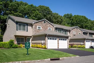13 Towne Drive #1308, Coram, NY 11727 - Photo 1