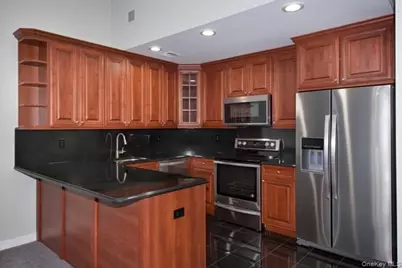 13 Towne Drive #1308, Coram, NY 11727 - Photo 3