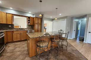 373 Ehrhardt Rd, Pearl River, NY 10965 - Photo 5